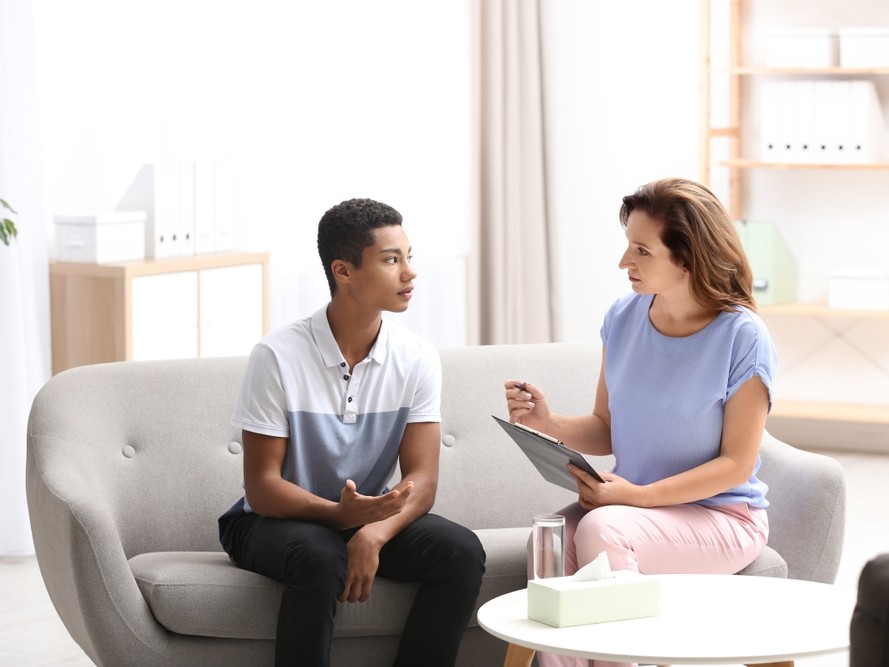 Program counseling teens